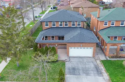 Detached in Toronto