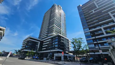 Condo Apartment in Pickering