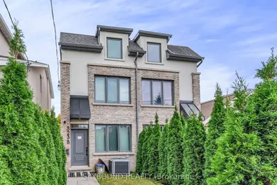 Duplex in Toronto