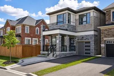 Detached in Pickering