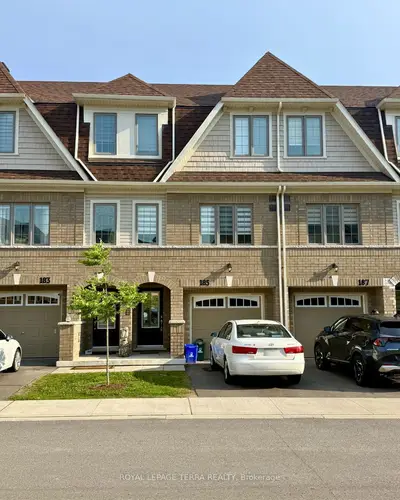 185 Royal Northern Path, Oshawa, On L1l 0r6