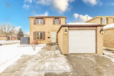 635 Beckworth Square Bsmt, Pickering, On L1v 3x3