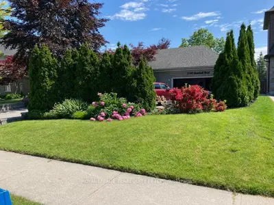 1449 Rosebank Road, Pickering, On L1v 1p3