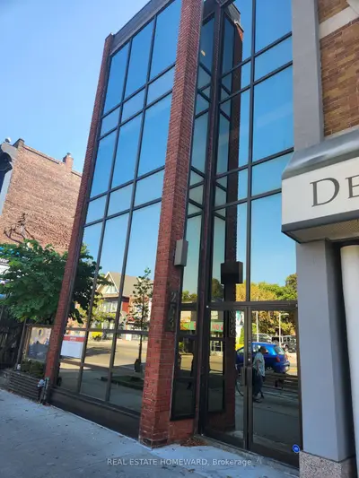 253 Danforth Avenue 101, Toronto, On M4k 1n2
