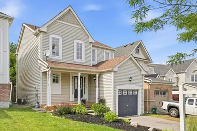 Detached in Oshawa