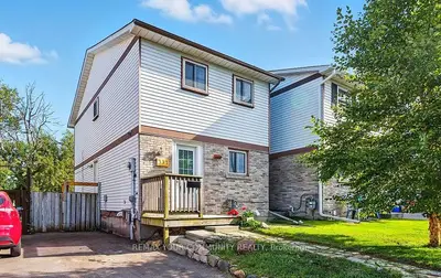 Detached in Oshawa