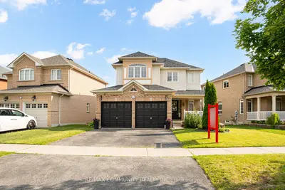 Detached in Oshawa