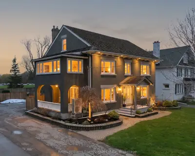 Detached in Oshawa