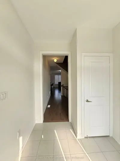 Semi-Detached in Pickering