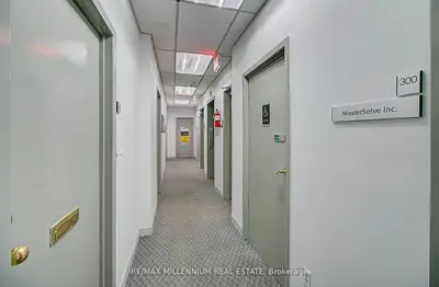 101 Dundas Street W 302, Whitby, On L1n 2m2