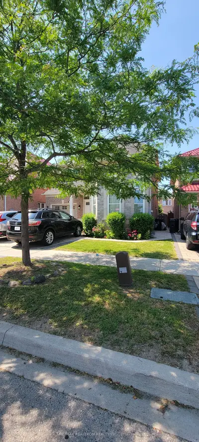 Detached in Toronto