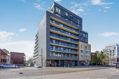 Condo Apartment in Toronto