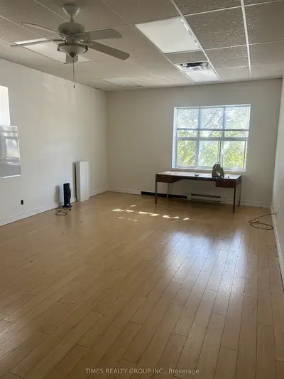 1234 Kingston Road 114, Toronto, On M1n 1p4