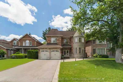 24 Murray Avenue, Toronto, On M1s 2a2