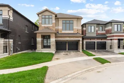 Detached in Pickering