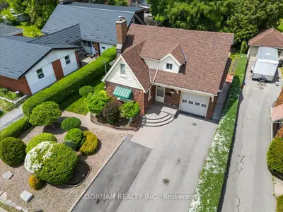 Detached in Oshawa
