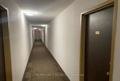 Condo Apartment in Toronto