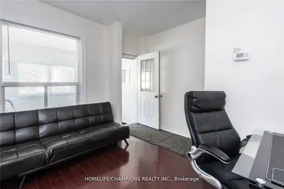 106 Lamb Avenue, Toronto, On M4j 4m6