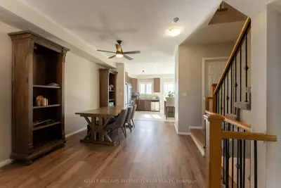 Att/Row/Townhouse in Pickering
