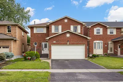Detached in Pickering