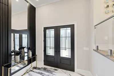 901 Wingarden Crescent, Pickering, On L1v 7c5