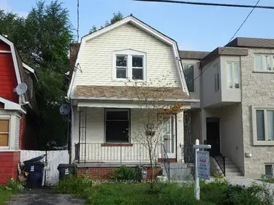 Detached in Toronto