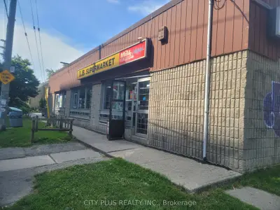 391 Lumsden Avenue, Toronto, On M4c 2l6