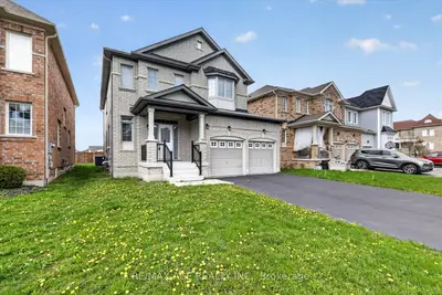 Detached in Clarington