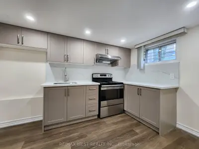 105 Crocus Drive Bsmt, Toronto, On M1r 4t3