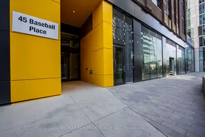 45 Baseball Place 1307, Toronto, On M4m 0h1