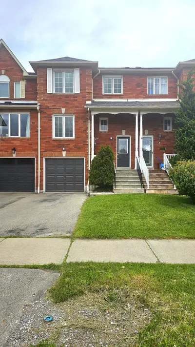 6 Smales Drive, Ajax, On L1z 1g5