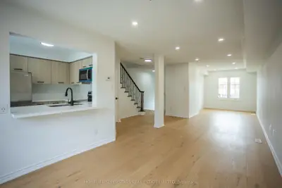 6 Smales Drive, Ajax, On L1z 1g5
