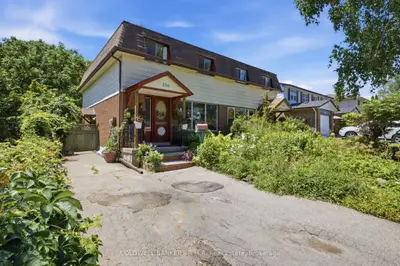 358 Camelot Court, Oshawa, On L1g 6p7