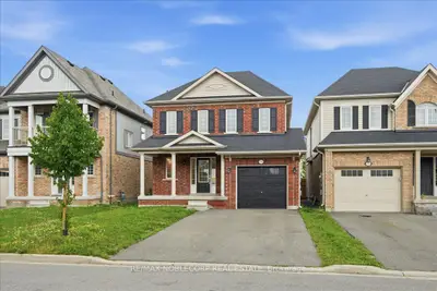 Detached in Clarington