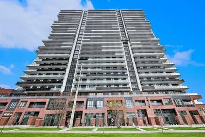 Condo Apartment in Oshawa