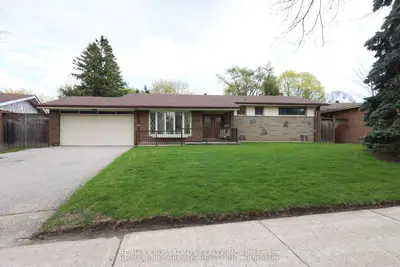 83 Pegasus Trail, Toronto, On M1g 3n8