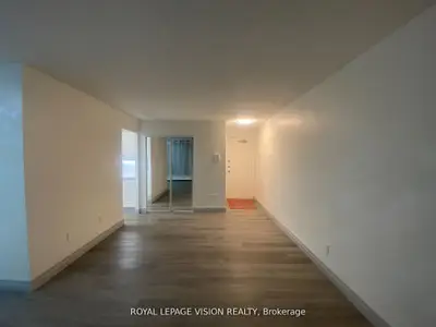 895 Kennedy Road 205, Toronto, On M1k 2e9