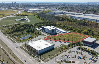 30 Pugsley Court, Ajax, On L1z 0l8