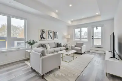 Condo Townhouse in Toronto