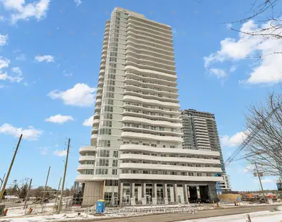 Condo Apartment in Pickering
