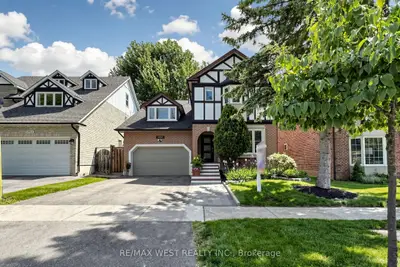 Detached in Pickering