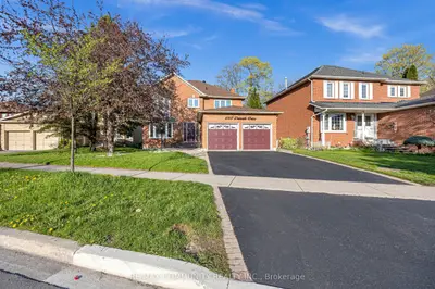Detached in Pickering
