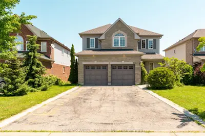Detached in Clarington