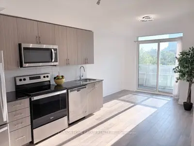 Condo Apartment in Toronto