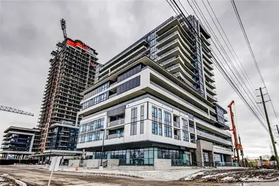 Condo Apartment in Pickering