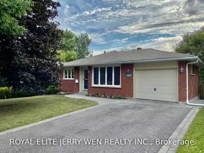 Detached in Oshawa