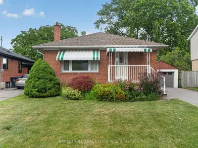 Detached in Toronto