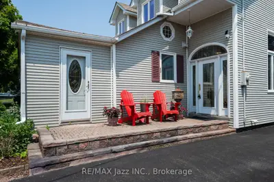 917 Byron Street N, Whitby, On L1n 4p2