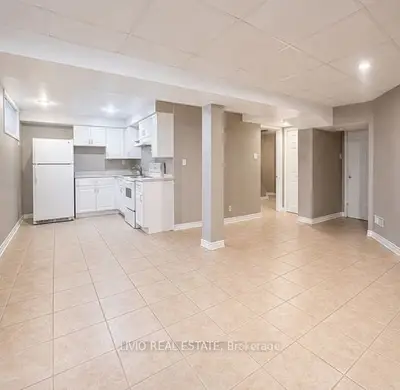 8 Janray Drive Bsmt, Toronto, On M1g 1y1