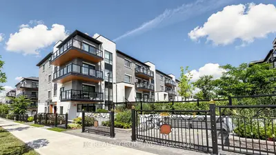 Condo Townhouse in Toronto